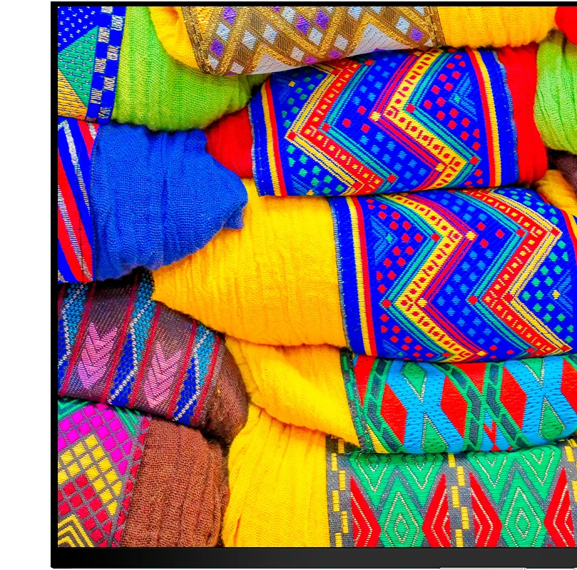 Kuycon P27ZB color accuracy - vivid woven textiles | Kuycon